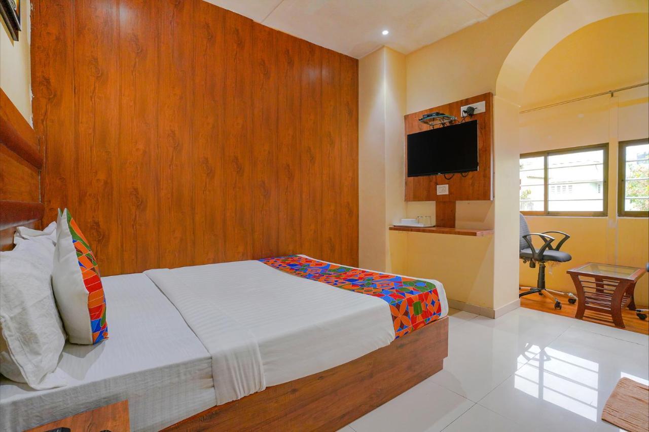 Fabexpress Colaba Grand Hotel มุมไบ ภายนอก รูปภาพ
